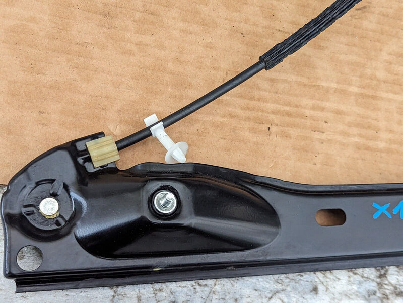 BMW X1 E84 2009-15 FRONT LEFT WINDOW REGULATOR & MOTOR 2990293 GENUINE