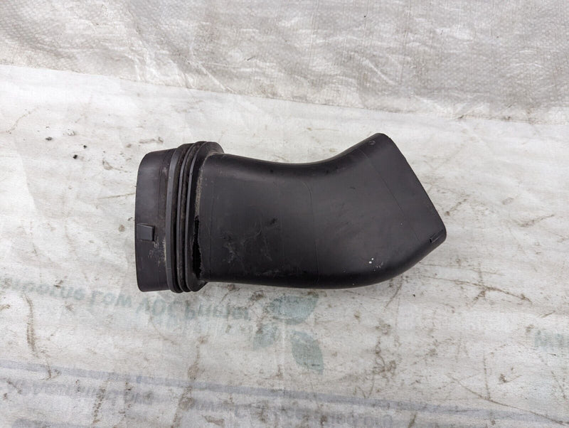 BMW X1 E84 09-15 DIESEL AIR INTAKE HOSE PIPE 7798876 GENUINE