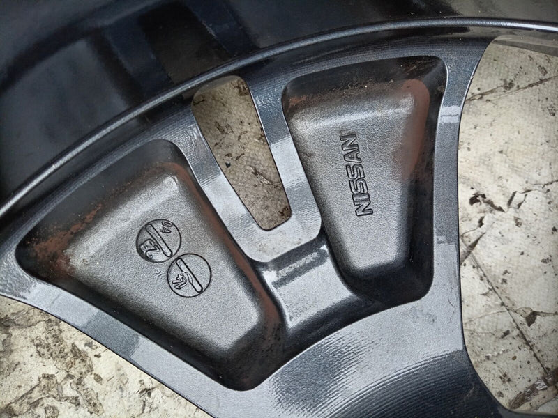 NISSAN ROGUE GENUINE ALLOY WHEEL RIM 18" 7.5Jx18H2 ET40 TYRE 235x60 R18