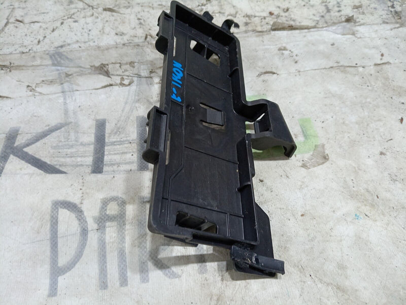 AUDI E-TRON 2018- ON RETAINER FOR CONTROL UNIT BRACKET 4KE907179 GENUINE