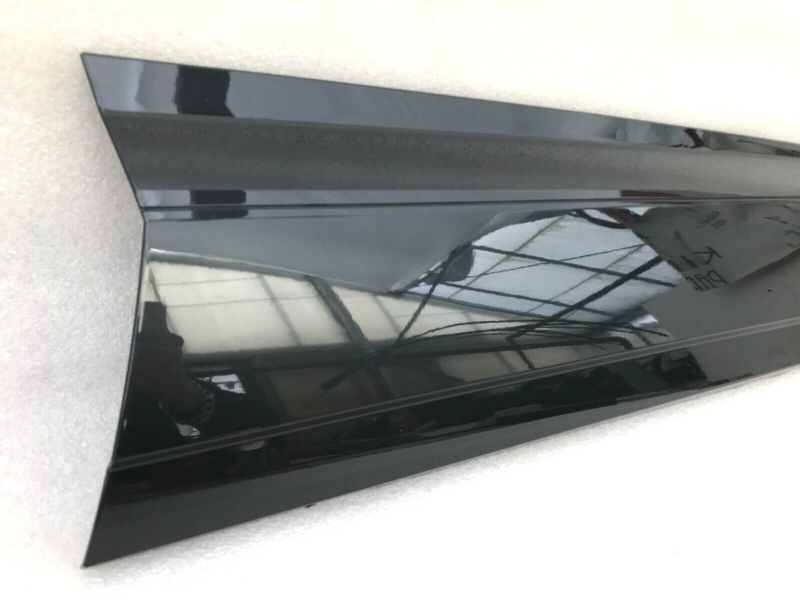 AUDI Q4 E-TRON *NEW FRONT DOOR TRIM MOULDING PANEL RIGHT SIDE 89A.853.960A
