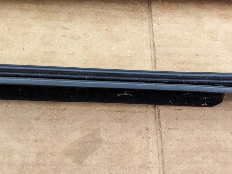 VW GOLF MK7 2012-2020 REAR RIGHT O/S OUTSIDE DOOR WINDOW MOLDING TRIM 5G6839477