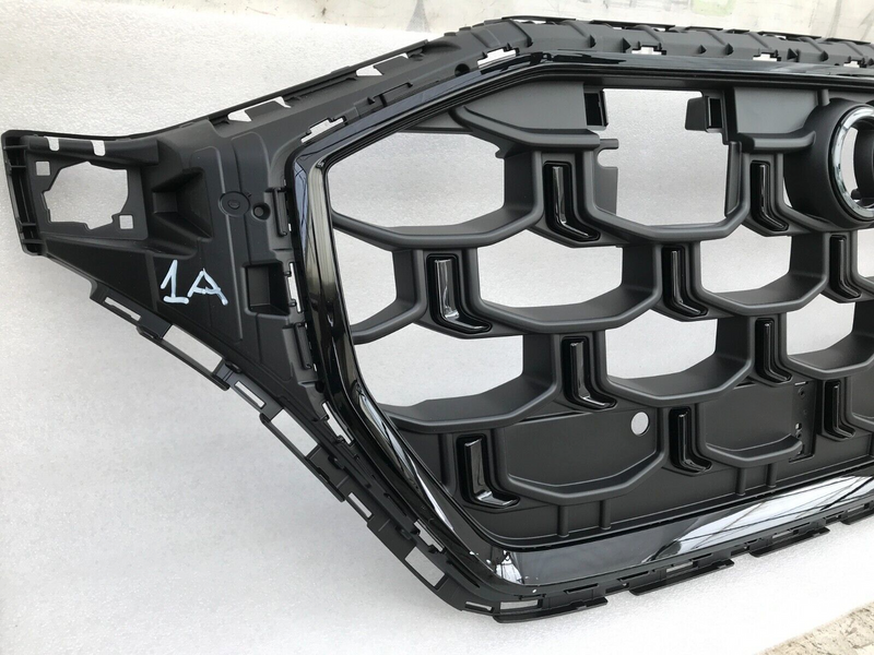 AUDI Q8 SQ8 FACELIFT LCI 2024 FRONT BUMPER GRILL RADIATOR GRILLE 4M8853651CL