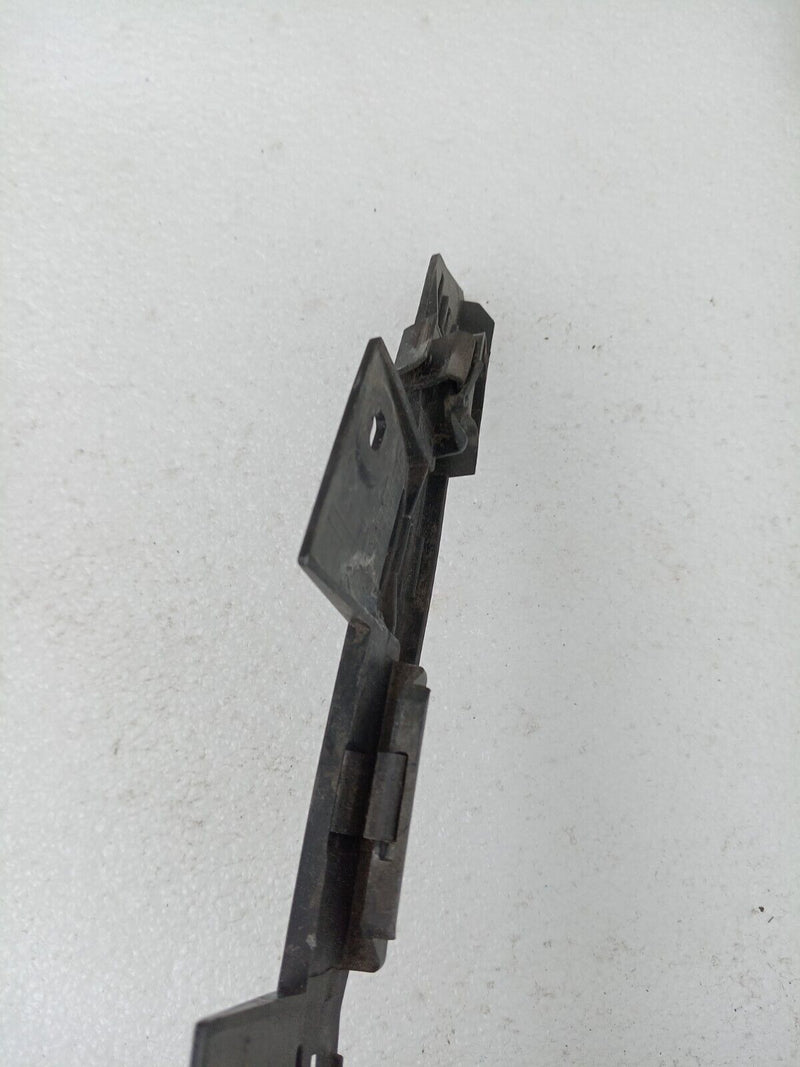 AUDI E-TRON 2018-ON REAR LEFT N/S WHEEL ARCH MOUNT BRACKET 4KE853587 GENUINE