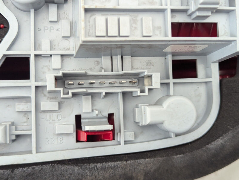MERCEDES-BENZ C-CLASS W204 2007-2014 REAR LEFT N/S TAILLIGHT A2048202964 GENUINE