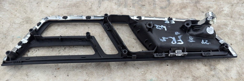 MERCEDES S CLASS W221 06-13 FRONT RIGHT O/S INNER DOOR HANDLE TRIM A3364010001
