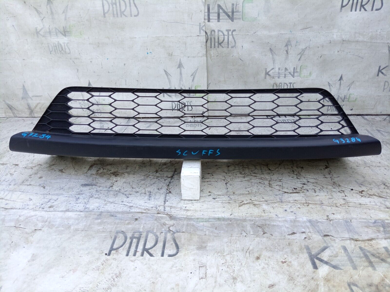 HONDA JAZZ / FIT MK3 2013-16 FRONT BUMPER LOWER GRILL GRILLE 71102-TAR-G0