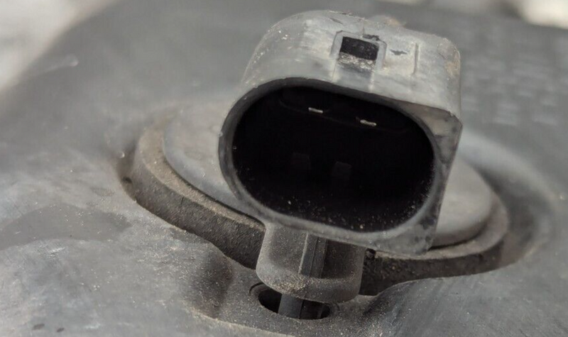 MERCEDES-BENZ C-CLASS W204 07-11 WINDSCREEN WASHER RESERVOIR W/PUMP A2048601560