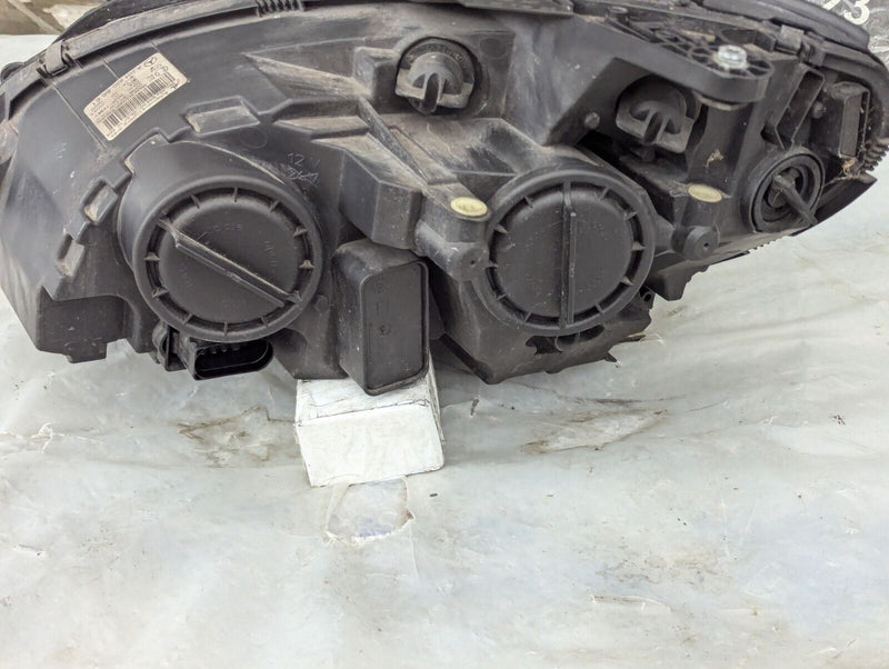 MERCEDES-BENZ C-CLASS W204 07-14 FRONT RIGHT O/S HEADLIGHT HEADLAMP A2048208661