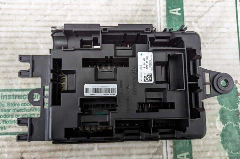 BMW 3 SERIES F30 2011-2019 POWER DISTRIBUTION FUSE BOX MODULE 926111103 GENUINE