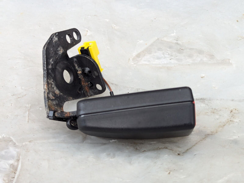 MERCEDES-BENZ C-CLASS W204 07-11 REAR PASSENGER SIDE N/S BELT BUCKLE A2048602569