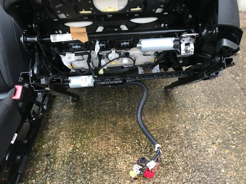 AUDI E-TRON ETRON BLACK LEATHER COMPLETE SEATS SET FRONT AND REAR SEAT