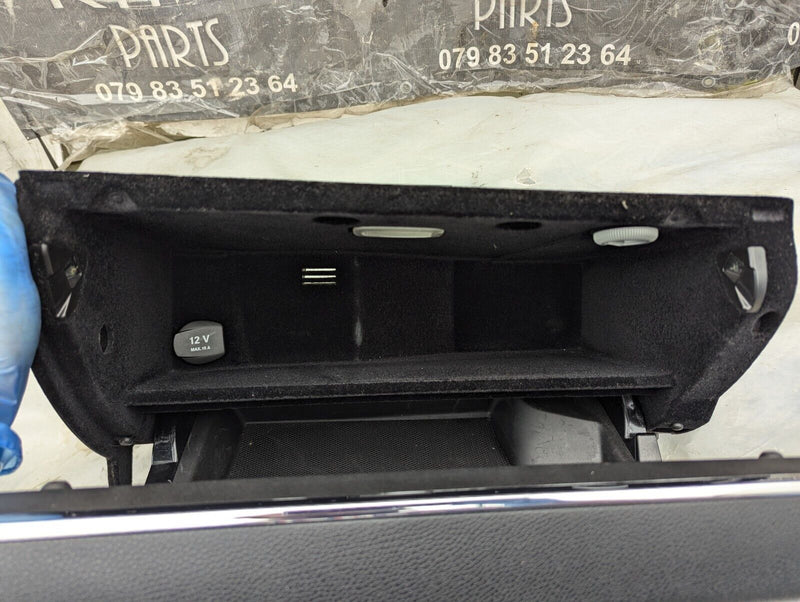 MERCEDES-BENZ C-CLASS W204 07-11 GLOVE BOX STORAGE COMPARTMENT A2046800011