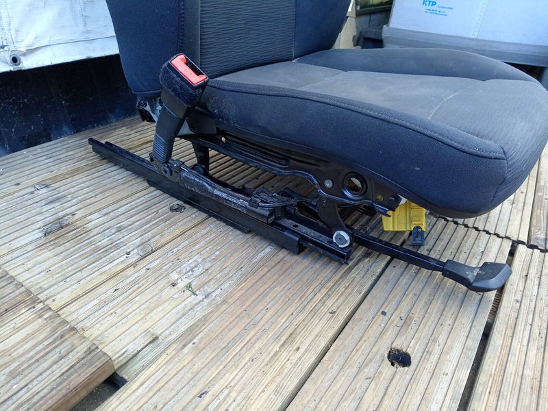 BMW X1 E84 2009-15 GENUINE FRONT SEAT LEFT PASSENGER SIDE in BLACK / GREY