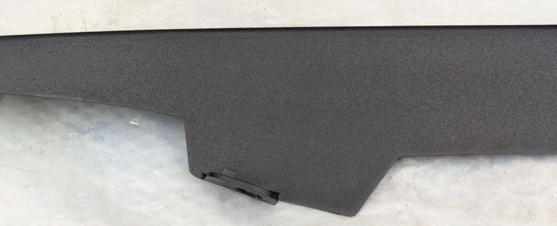 MERCEDES-BENZ C-CLASS W204 07-11 REAR RIGHT O/S ENTRANCE STRIP COVER A2046903825