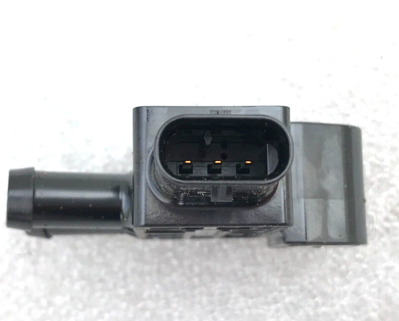 MERCEDES W213 E200 E400 4MATIC *NEW DIFFERENTIAL DPF PRESSURE SENSOR A0009057809