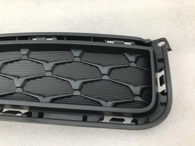 HYUNDAI i30 PD N-LINE 2018-ON *NEW REAR BUMPER RIGHT SIDE TRIM COVER 86664-S0000