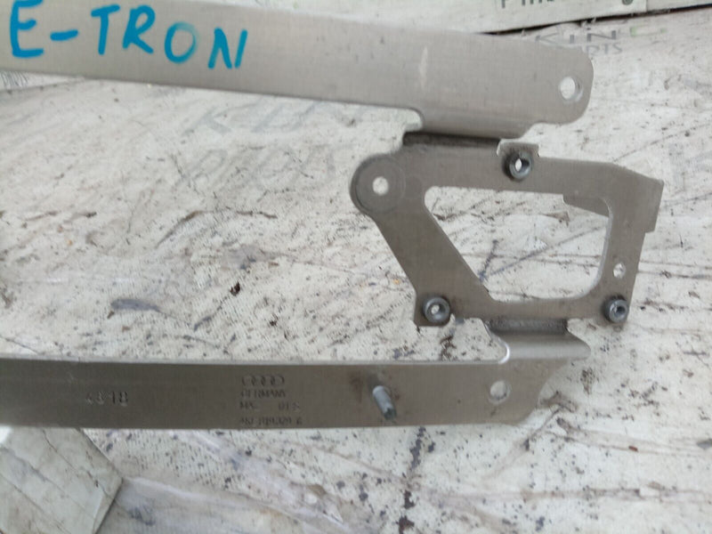 AUDI E-TRON 2018-ON DRIVE MOTOR INVERTER COOLANT BRACKET 4KE819379G GENUINE