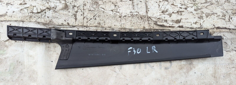 BMW 3 SERIES F30 11-19 REAR LEFT N/S/ DOOR OUTER B PILLAR FINISHER COVER 7258308