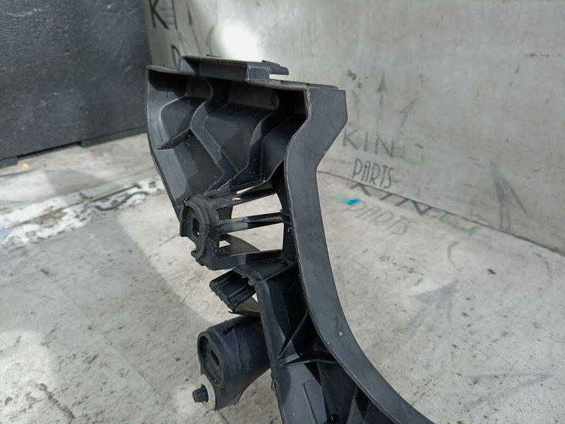 JAGUAR XE X760 2015-23 REAR BUMPER CENTRE SUPPORT BRACKET GX73-17E855-AB