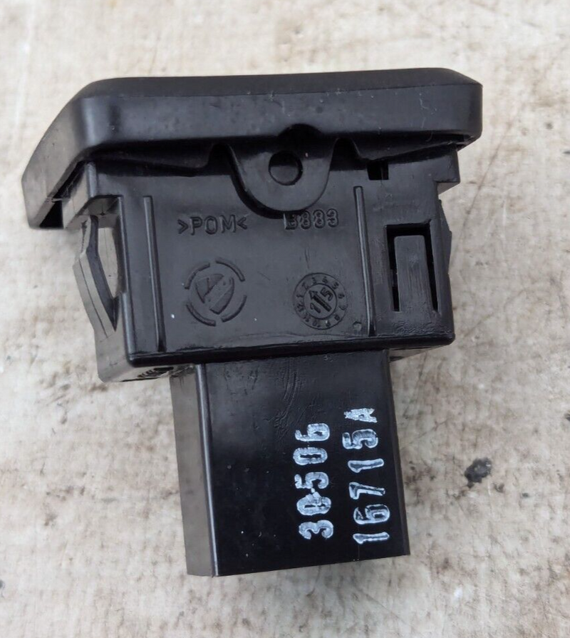 FIAT ABARTH 500 08-15 FRONT DRIVER SIDE O/S DOOR WINDOW SWITCH BUTTON E30500