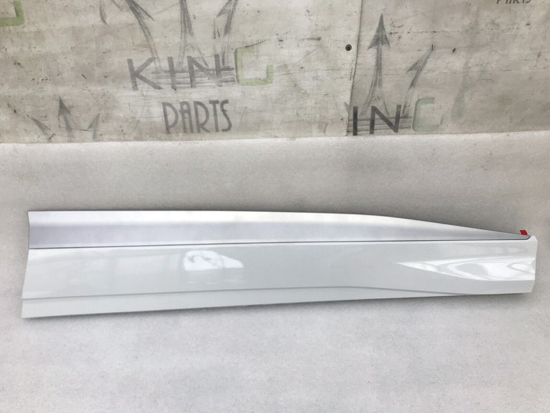 AUDI Q4 E-TRON *NEW FRONT DOOR TRIM MOULDING PANEL RIGHT SIDE 89A.853.960B