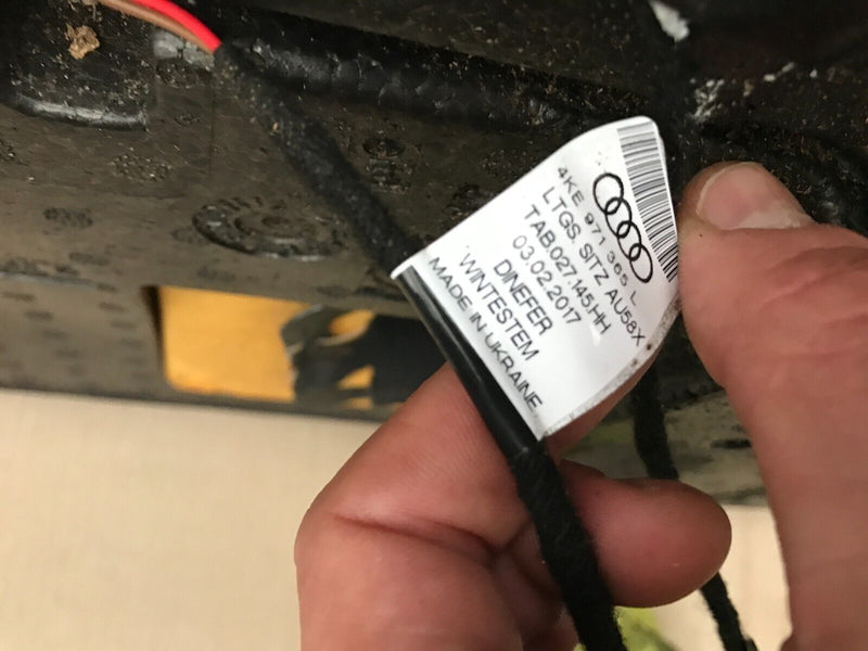 AUDI E-TRON ETRON BLACK LEATHER COMPLETE SEATS SET FRONT AND REAR SEAT