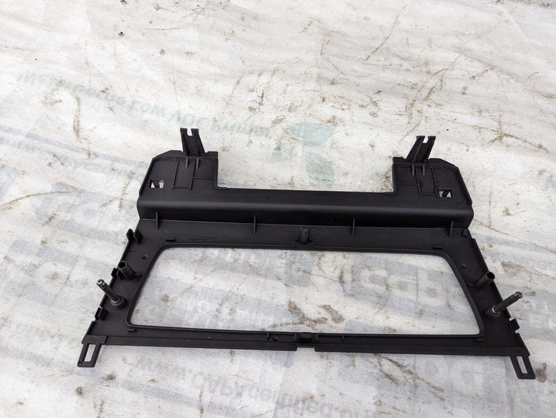 BMW X1 E84 09-15 RADIO SATNAV HEAD UNIT TRIM COVER GENUINE 2991260