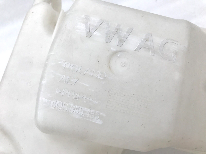 VW TOURAN GENUINE WINDOW WASHER BOTTLE WATER TANK RESERVOIR 5QS955453