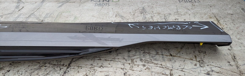 AUDI E-TRON 2018-ON FRONT DOOR LEFT N/S MOLDING TRIM 4KE853059A GENUINE