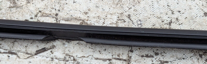 BMW 3 SERIES F30 11-19 REAR LEFT N/S/R DOOR WINDOW WEATHER STRIP RUBBER SEAL