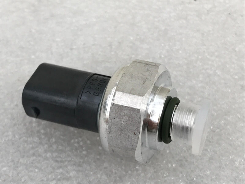 MERCEDES C CLASS W203 W204 *NEW AIR CONDITIONING PRESSURE SENSOR A/C A2110000283