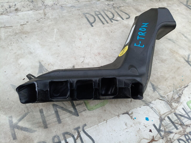 AUDI E-TRON 2018-ON DRIVER O/S AIR FOOT-WELL VENT 4KR819151 GENUINE