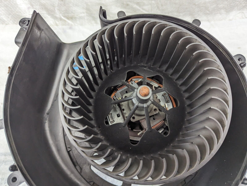 BMW X1 E84 09-15 HEATER BLOWER MOTOR FAN 6933664
