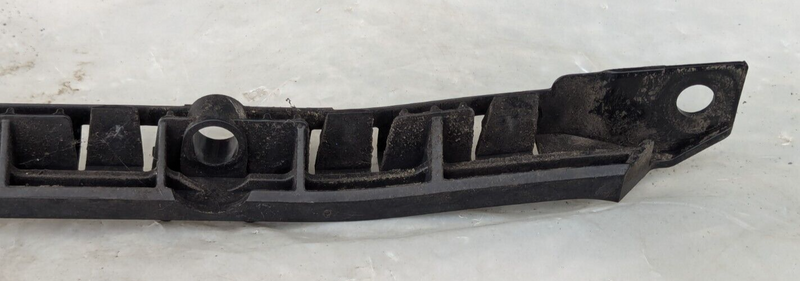 MERCEDES C-CLASS W204 07-11 REAR RIGHT O/S BUMPER MOUNT BRACKET A2048800430