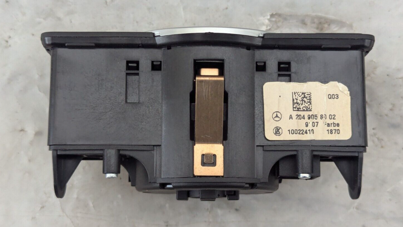 MERCEDES-BENZ C-CLASS W204 07-11 HEADLIGHT CONTROL SWITCH A2049058002 GENUINE