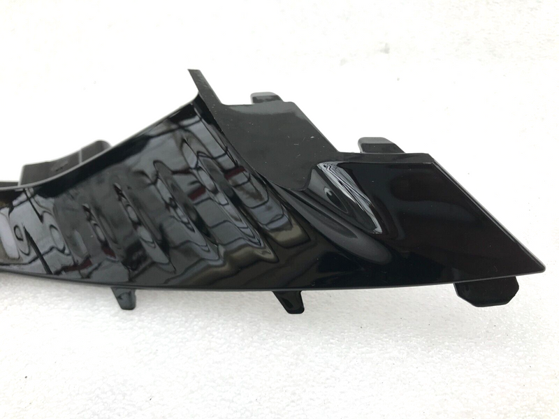 SEAT CUPRA BORN 2021-23 RIGHT SIDE LOWER TRIM MOULDING UNDER THE HEADLIGHT