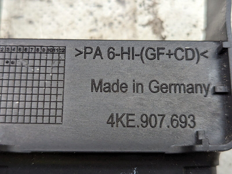AUDI E-TRON 2018-ON REAR LEFT N/S BLIND SPOT RADAR SENSOR BRACKET 4KE907693