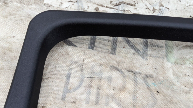 MERCEDES S-CLASS W221 06-13 REAR RIGHT O/S DOOR WINDOW OUTER FRAME A2217350271