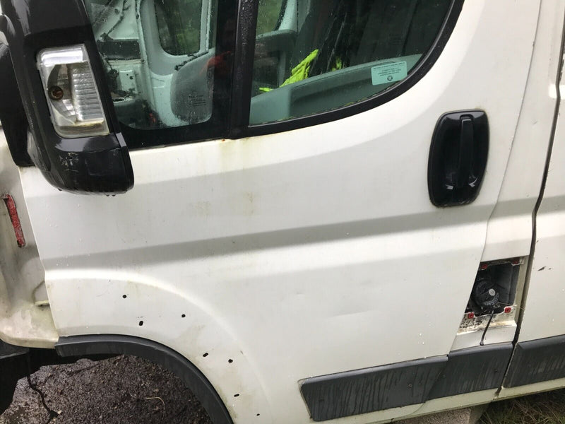 FIAT DUCATO, RELAY 2006-14 LEFT PASSENGE SIDE FRONT DOOR PANEL & WINDOW GLASS #