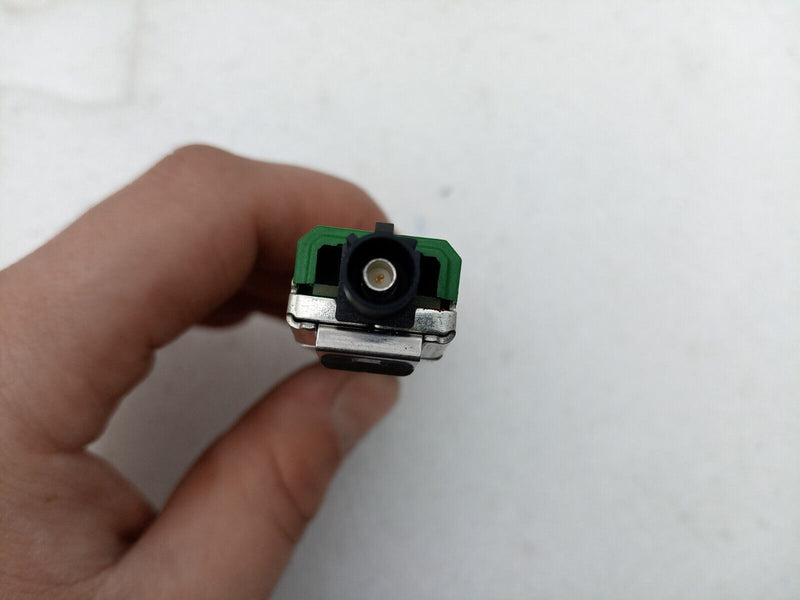 AUDI E-TRON 2018- ON ANTENNA AERIAL AMPLIFIER 4KE035225D GENUINE