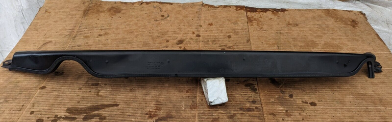 VW GOLF MK7 2012-2020 FRONT WINDSCREEN LOWER SCUTTLE PANEL 5G0805275 GENUINE