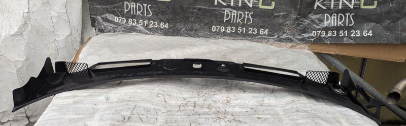 BMW X1 E84 09-15 WINDSCREEN SCUTTLE TRIM PANEL GENUINE 2990143