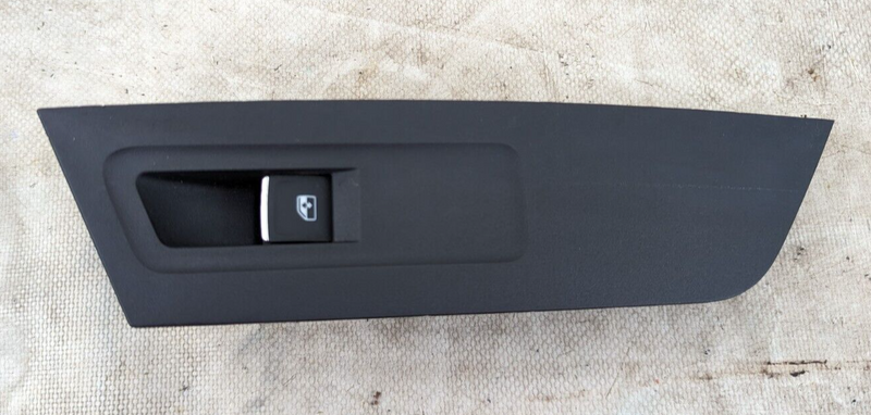 SKODA KAROQ NU7 17-21 REAR RIGHT O/S DOOR WINDOW SWITCH TRIM 5G0959855L GENUINE