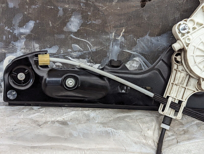 BMW X1 E84 2009-15 FRONT LEFT WINDOW REGULATOR & MOTOR 2990293 GENUINE