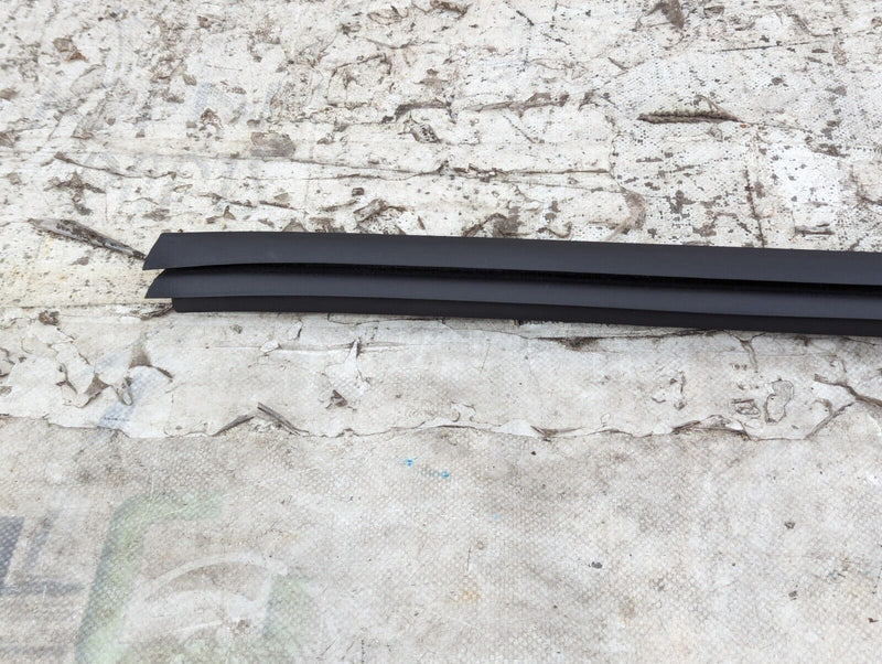 MERCEDES S-CLASS W221 06-13 REAR RIGHT O/S WINDOW INNER SLIDING SEAL GENUINE