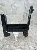 FIAT 500 L 2012-16 FRONT SEAT LOWER FRAME MOUNT BRACKET RIGHT SIDE