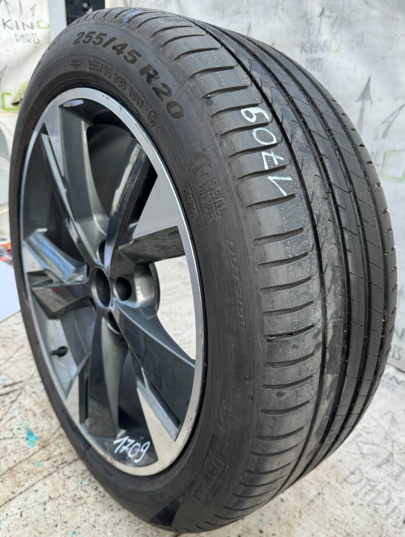 AUDI Q4 E-TRON ALLOY WHEEL RIM 20' 9Jx20H2 ET42 & TYRE 255x45 R20