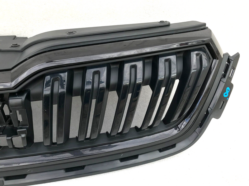 SKODA KAMIQ MONTE CARLO 19-23 FRONT BUMPER RADIATOR GRILL GRILLE & TOP COVER