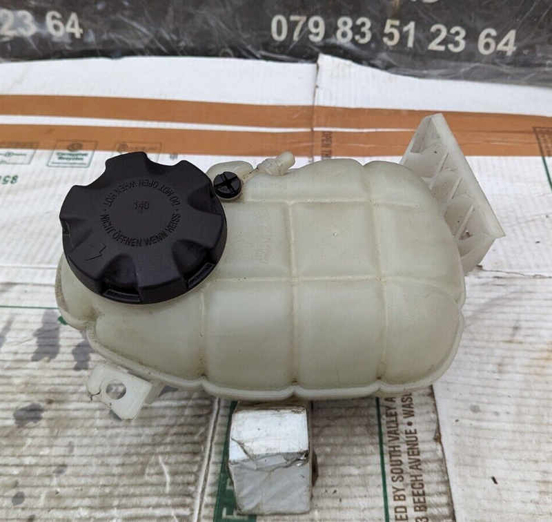 BMW 3 SERIES F30 11-19 COOLANT EXPANSION TANK 7609468 GENUINE